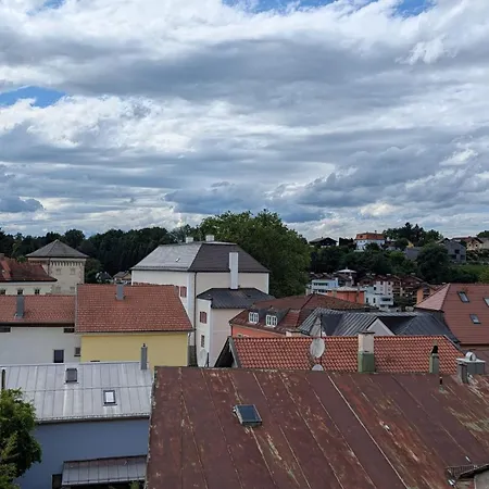Salzachstadt * لاوفن